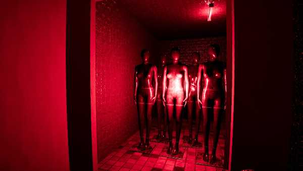 locked-in-my-darkness-2-the-room